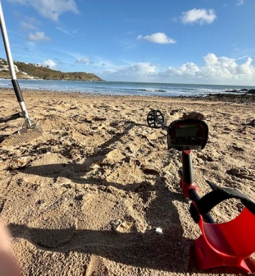 A Complete Beginner's Guide to Metal Detecting in the UK in 2025